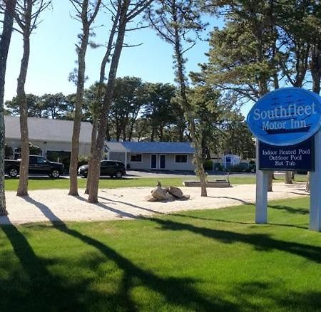 Southfleet Motor Inn Уелфлийт Екстериор снимка