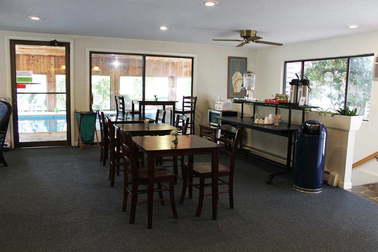 Southfleet Motor Inn Уелфлийт Екстериор снимка